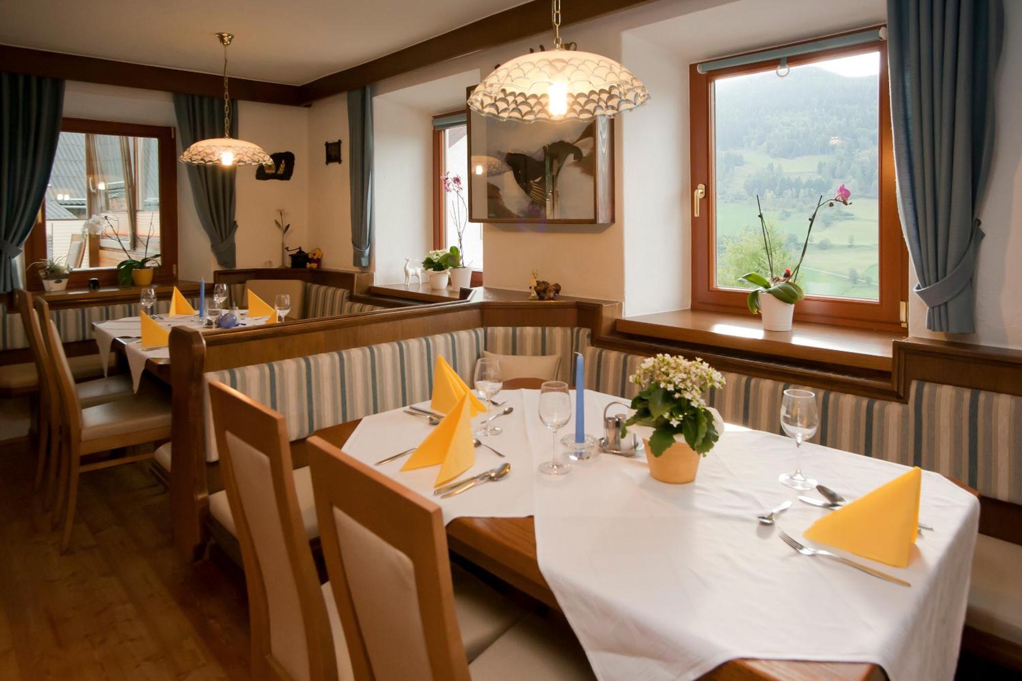 Sportbauernhof - Gasthaus Hochalmblick Krems in Kaernten Dış mekan fotoğraf