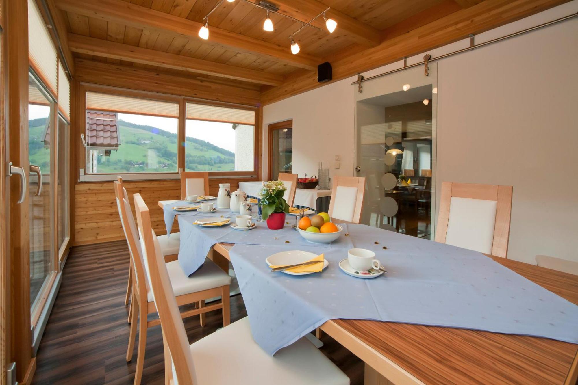 Sportbauernhof - Gasthaus Hochalmblick Krems in Kaernten Dış mekan fotoğraf